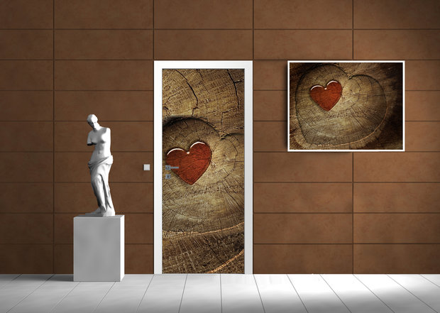 Red Heart on Wood Deurposter Fotobehang 135VET